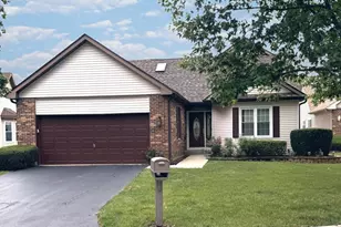 21070 W Hazelnut Ln, Plainfield, IL 60544 - Photo 1