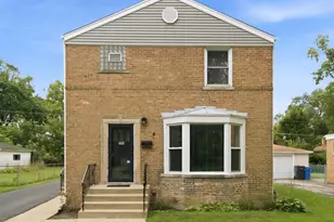 504 N Laverne Ave, Hillside, IL 60162 - Photo 1