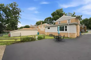 504 N Laverne Ave, Hillside, IL 60162 - Photo 38