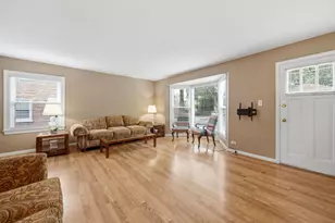 504 N Laverne Ave, Hillside, IL 60162 - Photo 10