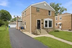 504 N Laverne Ave, Hillside, IL 60162 - Photo 2