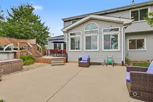 437 Raintree Dr, Oswego, IL 60543 - Photo 28