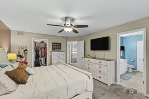 437 Raintree Dr, Oswego, IL 60543 - Photo 16