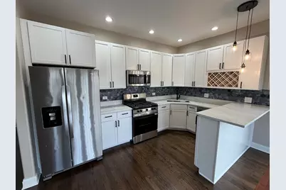 543 E 43rd Street #3W, Chicago, IL 60653 - Photo 6