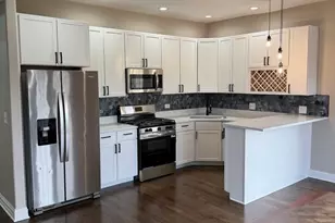 543 E 43rd St, Chicago, IL 60653 - Photo 2