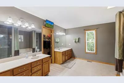 [Address not provided], Elburn, IL 60119 - Photo 14