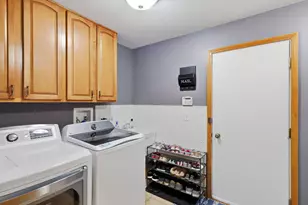 1140 Blackberry Creek Dr, Elburn, IL 60119 - Photo 10