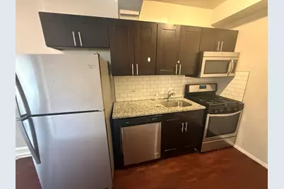 6748 N Ashland Avenue #408, Chicago, IL 60626 - Photo 2