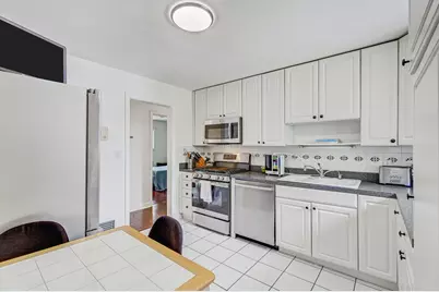 9648 N Kostner Avenue N, Skokie, IL 60076 - Photo 10