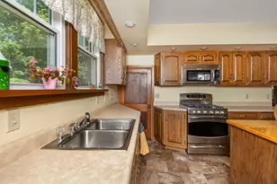 301 S Oak St, Pontiac, IL 61764 - Photo 10