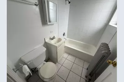5011 W Cermak Road #27, Cicero, IL 60804 - Photo 6