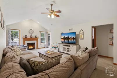 623 Sandburg Drive, Manteno, IL 60950 - Photo 14