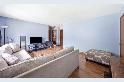 2105 Forest View Road, Rockford, IL 61108 - Photo 8