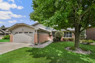 613 Gavin Ave, Romeoville, IL 60446 - Photo 1