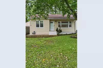17 Indian Trail, Lake in the Hills, IL 60156 - Photo 1