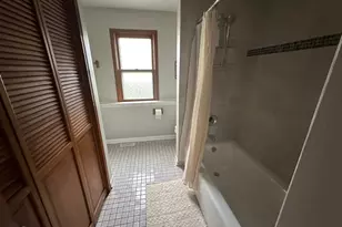 131 Newberry Ave, Libertyville, IL 60048 - Photo 8