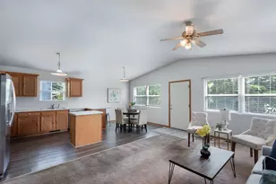 1324 Hainesville Rd, Round Lake Beach, IL 60073 - Photo 4