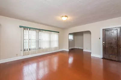 419 Hickory Street #2, Waukegan, IL 60085 - Photo 8