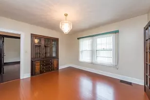 419 Hickory St, Waukegan, IL 60085 - Photo 12