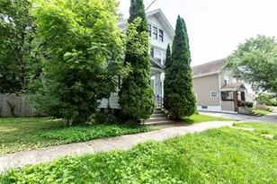419 Hickory St, Waukegan, IL 60085 - Photo 2