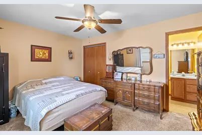 606 E Edgelawn Drive, Plano, IL 60545 - Photo 14