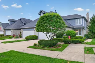 262 Benton Ln, Bloomingdale, IL 60108 - Photo 2