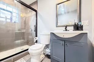 2436 Grove Ave, Berwyn, IL 60402 - Photo 14