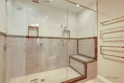 212 Willow Parkway, Buffalo Grove, IL 60089 - Photo 18