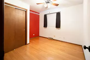 936 Estes St, Gurnee, IL 60031 - Photo 10