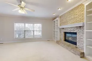 2107 Crossgate Ct, Champaign, IL 61822 - Photo 8