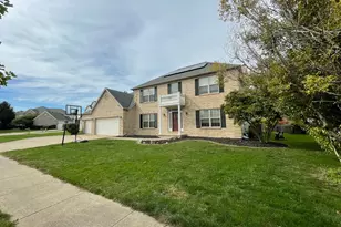 2107 Crossgate Ct, Champaign, IL 61822 - Photo 2