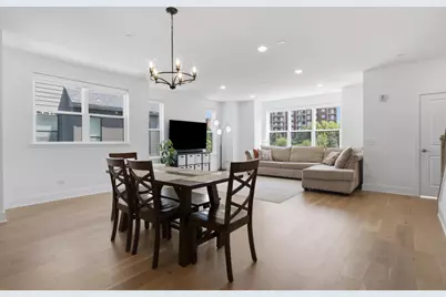 8367 Mulberry Avenue, Morton Grove, IL 60053 - Photo 16
