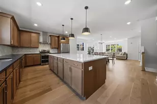 8367 Mulberry Ave, Morton Grove, IL 60053 - Photo 14