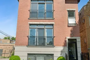 5945 N Campbell Ave, Chicago, IL 60659 - Photo 1