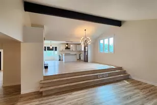 7749 Lyman Ave, Darien, IL 60561 - Photo 4