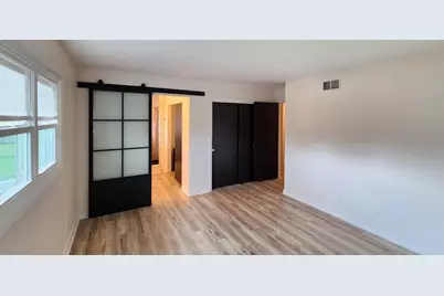 7749 Lyman Avenue, Darien, IL 60561 - Photo 10