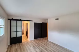 7749 Lyman Ave, Darien, IL 60561 - Photo 10