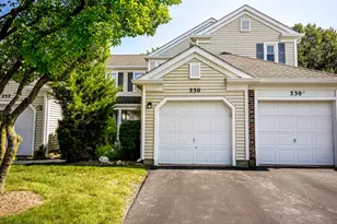 230 University Ln, Elk Grove Village, IL 60007 - Photo 2