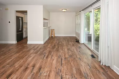 230 University Lane, Elk Grove Village, IL 60007 - Photo 6