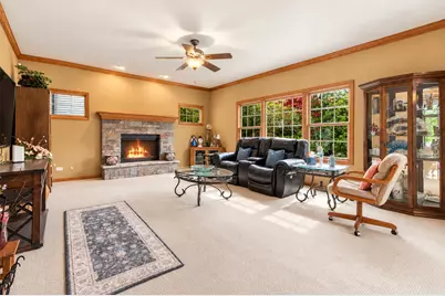 1009 Callaway Drive W, Shorewood, IL 60404 - Photo 12