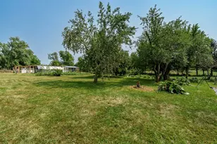 12361 N Henderson Rd, Orangeville, IL 61060 - Photo 76