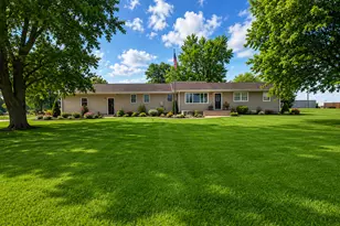850 W Frontage St, Sheldon, IL 60966 - Photo 1