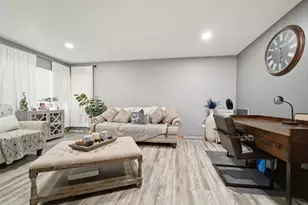 13227 S Escanaba Ave, Chicago, IL 60633 - Photo 4