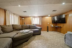 13227 S Escanaba Ave, Chicago, IL 60633 - Photo 6