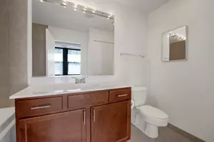 1150 W 15th St, Chicago, IL 60608 - Photo 18