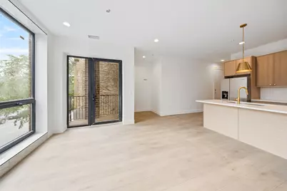 1313 W Taylor Street #2, Chicago, IL 60607 - Photo 4