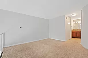 1221 N Dearborn Pkwy, Chicago, IL 60610 - Photo 10