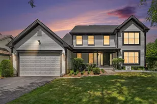 812 W Kelly Ann Dr, Palatine, IL 60067 - Photo 1