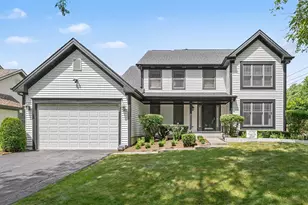 812 W Kelly Ann Dr, Palatine, IL 60067 - Photo 2