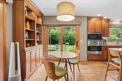 812 W Kelly Ann Drive, Palatine, IL 60067 - Photo 10